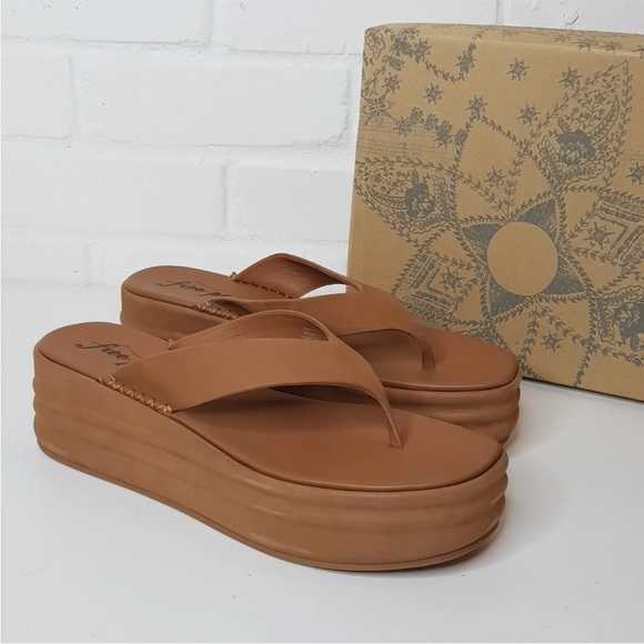 Free People Shoes - Free People Tan Thong Flatform Sandals UK 8 EU 41 Haven Platform Chunky BN